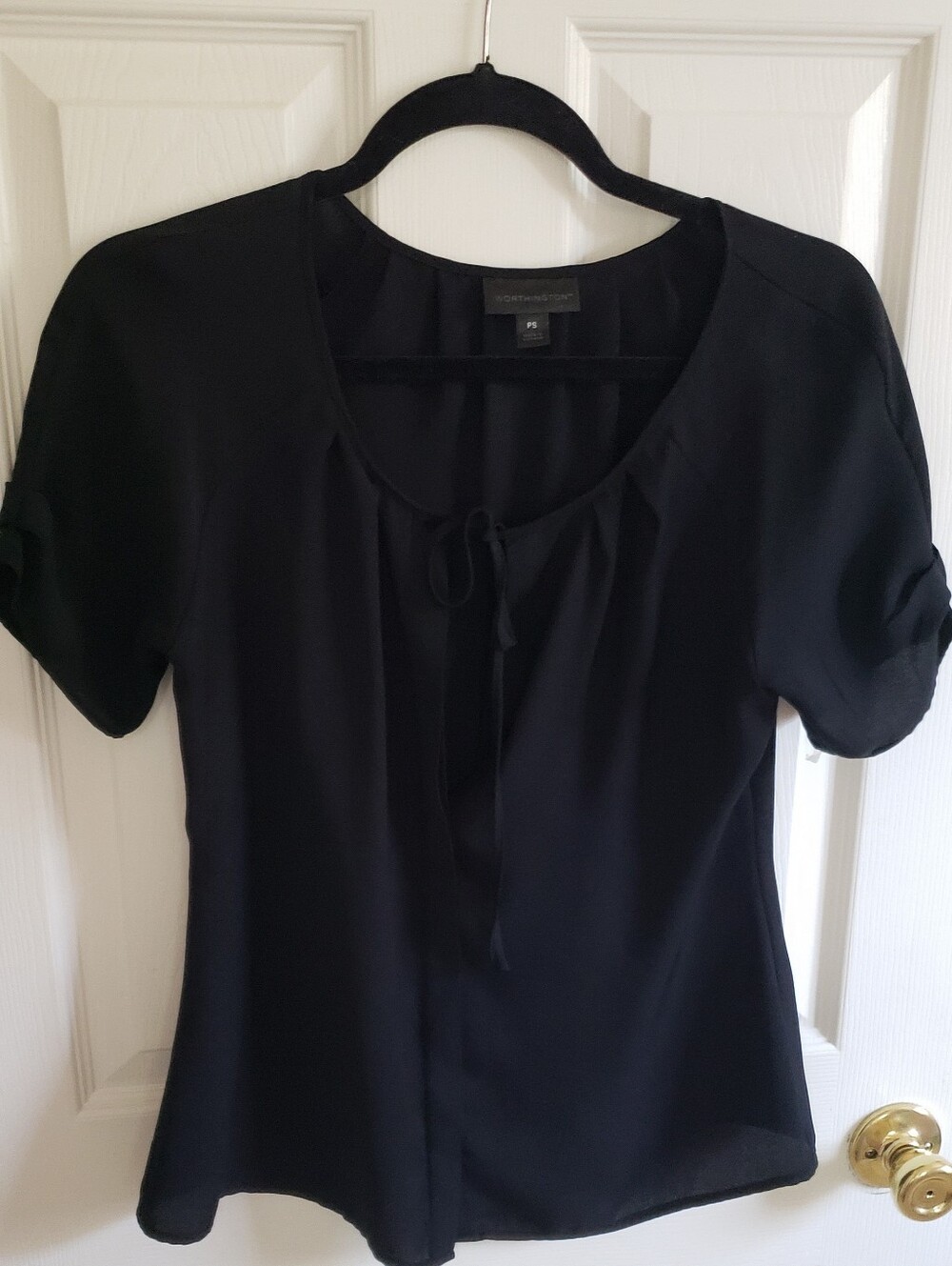 Little Black Blouse, SZ PS,Perfect W/ So Many Elegant Details, Covered Placket